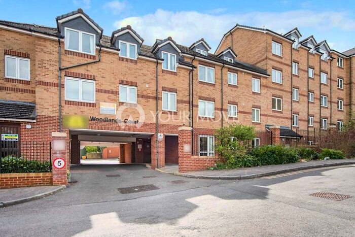 1 Bedroom Flat To Rent In Woodlands Court, Walderslade Centre, Chatham, Kent, ME5