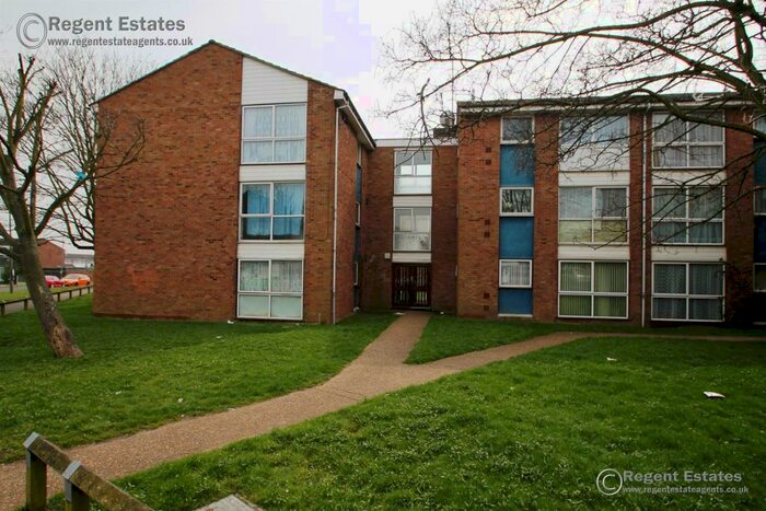 2 Bedroom Flat To Rent In Ashlands Court, Coronation Avenue, East Tilbury, Essex, RM18