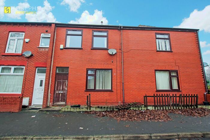 4 Bedroom Terraced House To Rent In Hawthorne Road, Bolton BL3
