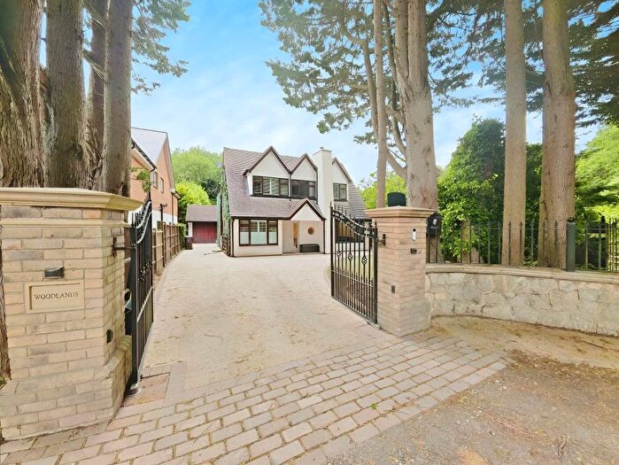 4 Bedroom Detached House To Rent In Warren Lane, Finchampstead, Wokingham, RG40