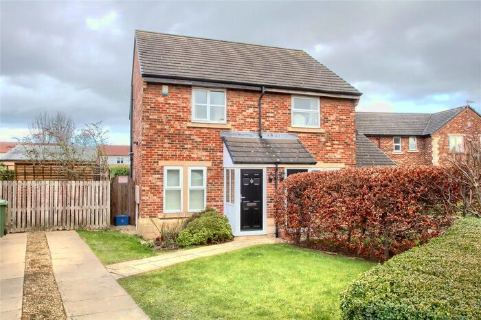 2 Bedroom Semi-Detached House For Sale In Ingleborough Lane, Ingleby Barwick, Stockton-On-Tees, TS17