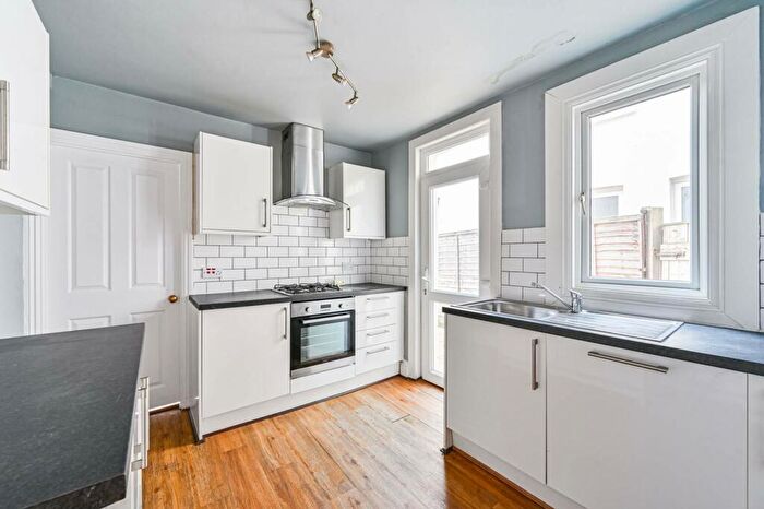 4 Bedroom Semi-Detached House To Rent In Bromley Gardens, Bromley, BR2