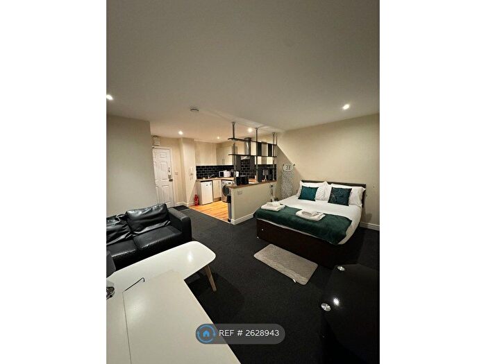 Studio To Rent In Young Street, Doncaster, DN1