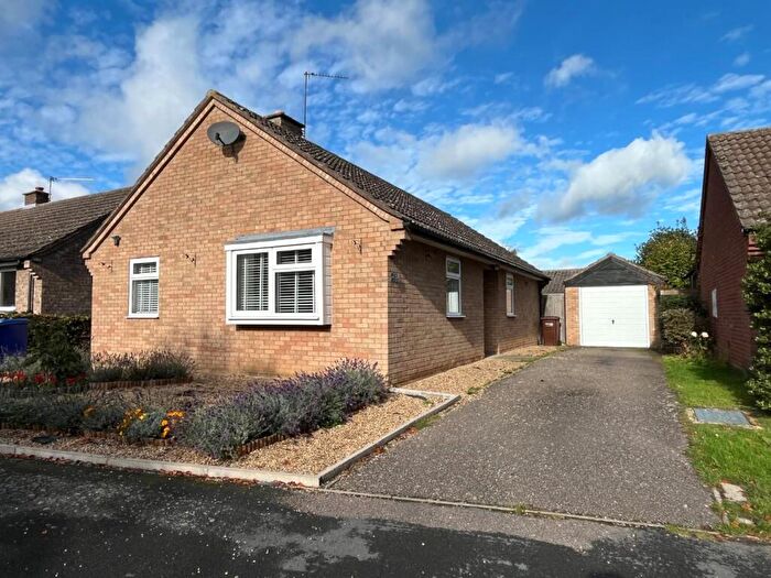 3 Bedroom Detached Bungalow For Sale In Church Gardens, Barningham, Bury St. Edmunds, IP31