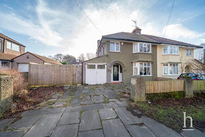 3 Bedroom Semi-Detached House For Sale In Warwick Road, Upton, CH49