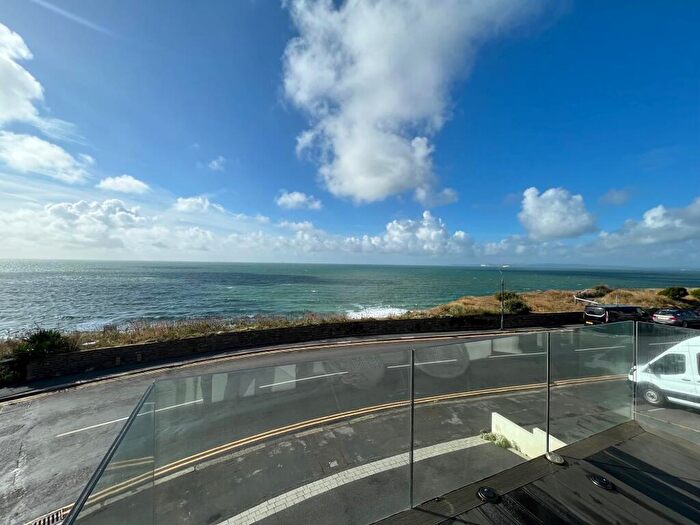 3 Bedroom House To Rent In Southbourne Overcliff Drive, Bournemouth, BH6