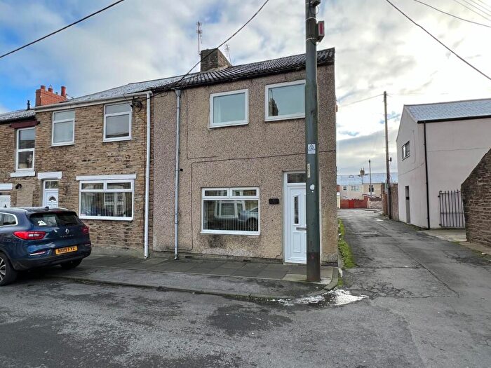 3 Bedroom End Of Terrace House For Sale In Milburn Street, Crook, DL15