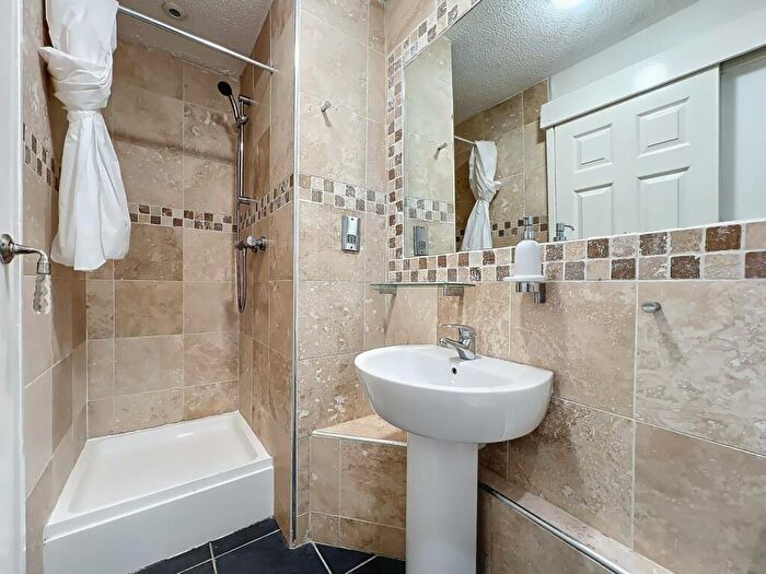 Flat To Rent In Harlequin Court, Roath, Cardiff, CF24