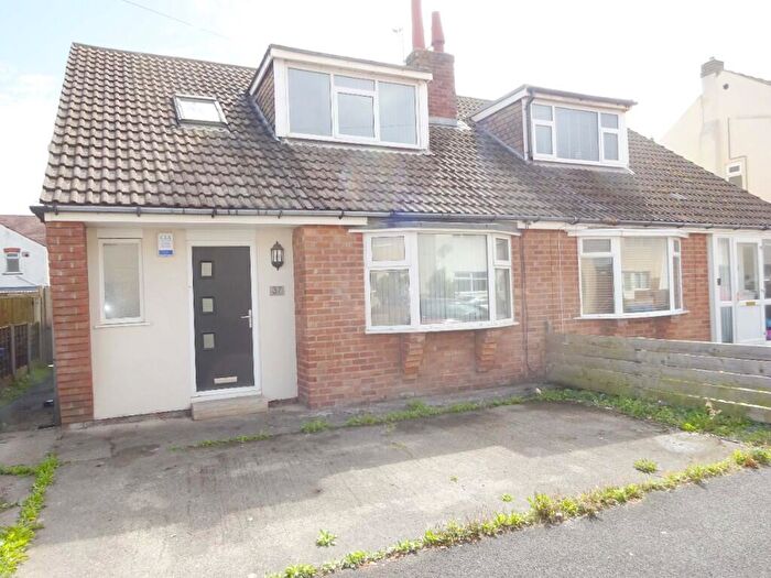 3 Bedroom Semi-Detached House For Sale In Manor Drive, Thornton-Cleveleys, Lancashire, FY5