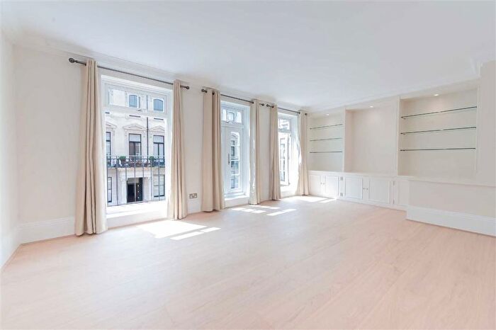 5 Bedroom Property To Rent In Moncorvo Close, South Kensington, SW7