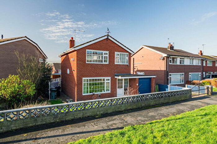 3 Bedroom Detached House For Sale In Nant Y Coed, Llandudno Junction, LL31