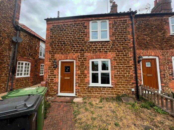 2 Bedroom Property To Rent In Alma Road, Snettisham, King's Lynn, PE31