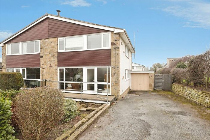 3 Bedroom Semi Detached House For Sale In Barleyfields Road, Wetherby, West Yorkshire, LS22