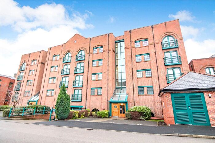 2 Bedroom Flat To Rent In Wharton Court, Hoole Lane, Chester, Cheshire, CH2