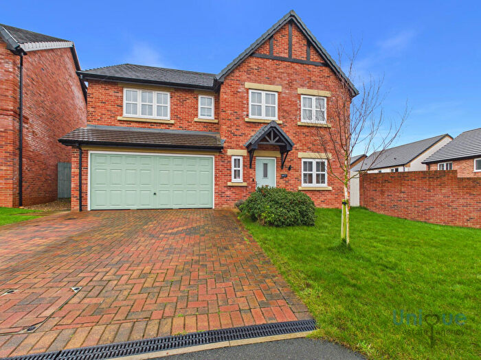 5 Bedroom Detached House For Sale In Heaton Way, Kirkham, PR4