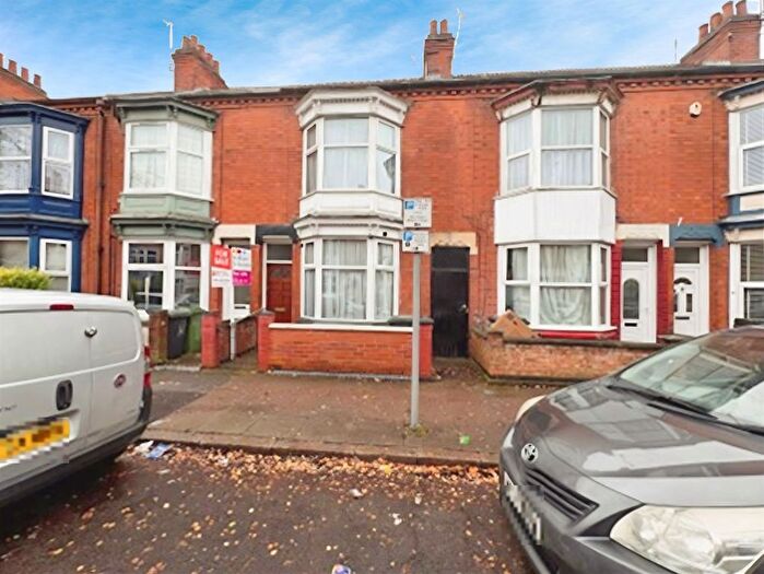 2 Bedroom Terraced House For Sale In Beaconsfield Road, Leicester, LE3