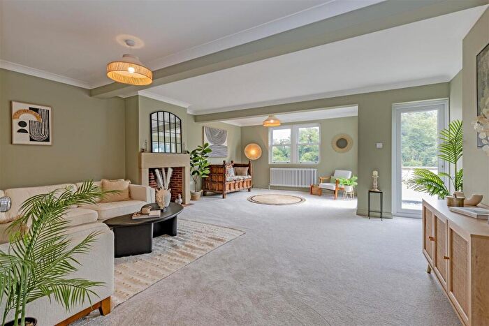 5 Bedroom Detached House For Sale In The Grange, Holme Road, Matlock Bath, DE4