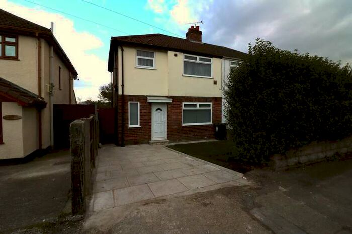 3 Bedroom Semi-Detached House To Rent In Valley Drive, Great Sutton, Ellesmere Port, CH66