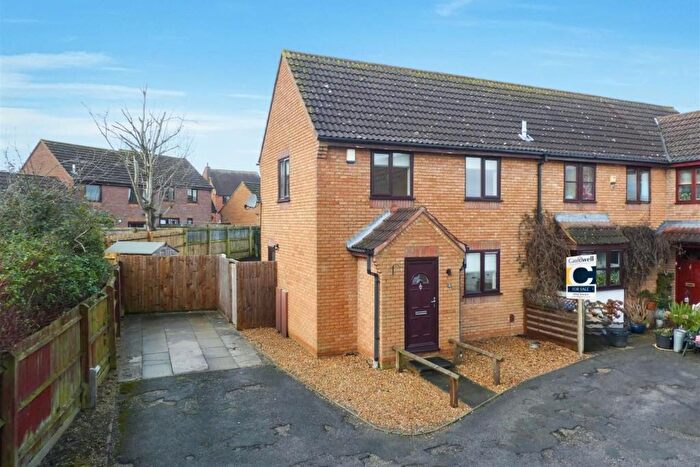 2 Bedroom Semi Detached House For Sale In Lynott Close, Crownhill, Milton Keynes, MK8