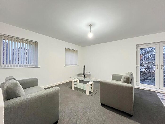 2 Bedroom Apartment To Rent In Delta Point, Blackfriars Road, Salford, M3