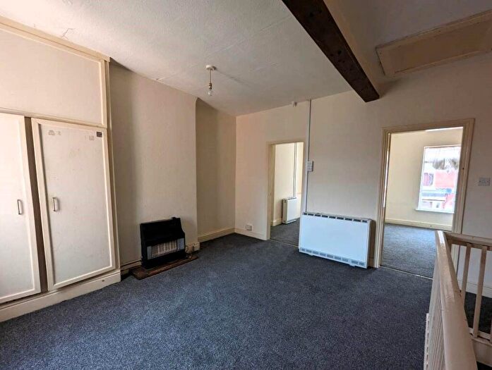 2 Bedroom Flat To Rent In Walthall St, Crewe, CW2