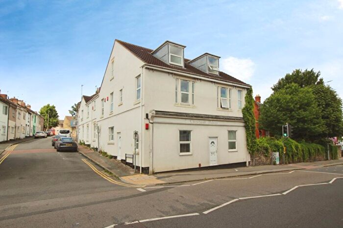 2 Bedroom Apartment To Rent In Stanley Street, Chestnut House Stanley Street, SN1