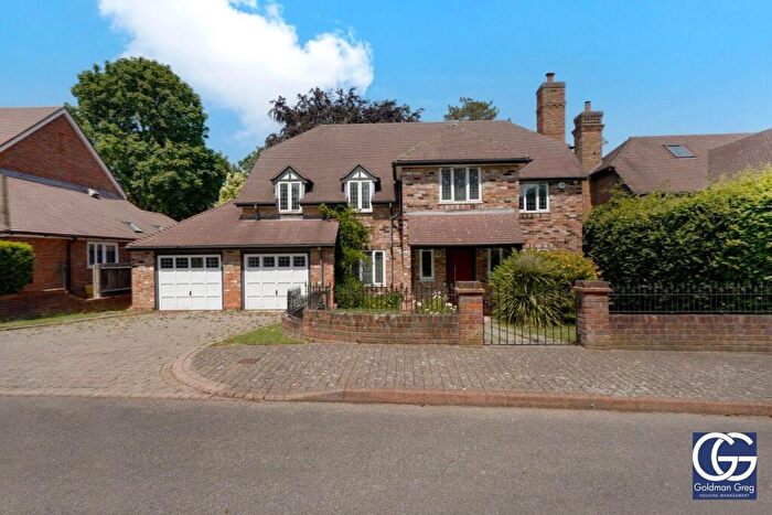 5 Bedroom Detached House To Rent In Old Orchard Close, Hadley Wood, EN4