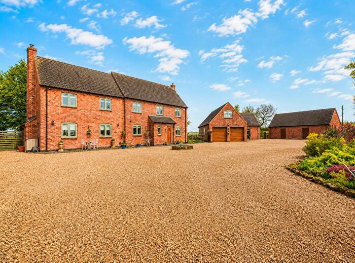 4 Bedroom Country House For Sale In Mugginton Lane End, Derbyshire, Mugginton, DE6