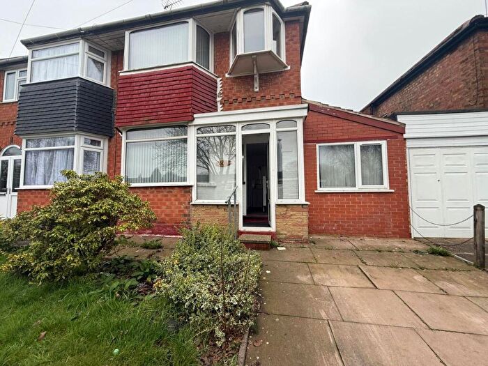 3 Bedroom Semi Detached House To Rent In Clay Lane, Yardley, Birmingham, B26