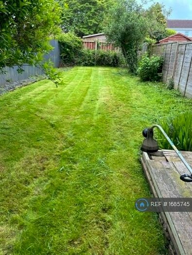 2 Bedroom Semi-Detached House To Rent In Main Street, Hull, HU10