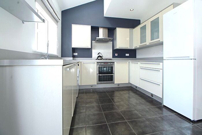 3 Bedroom Property To Rent In De Paul Way, Brentwood, CM14