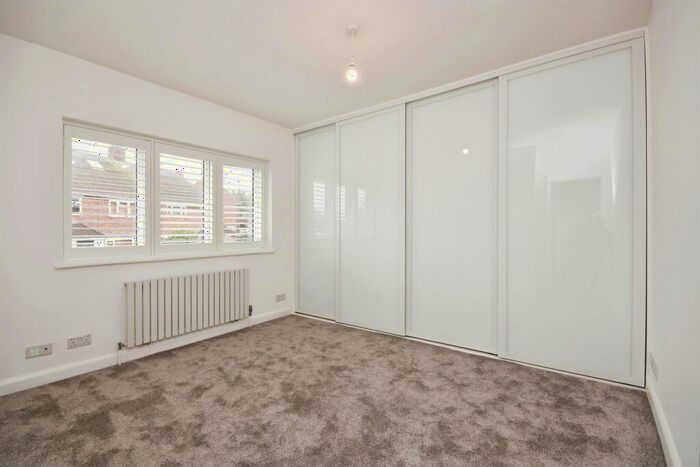 5 Bedroom Semi-Detached House For Sale In Firsgrove Crescent, Warley, Brentwood, CM14