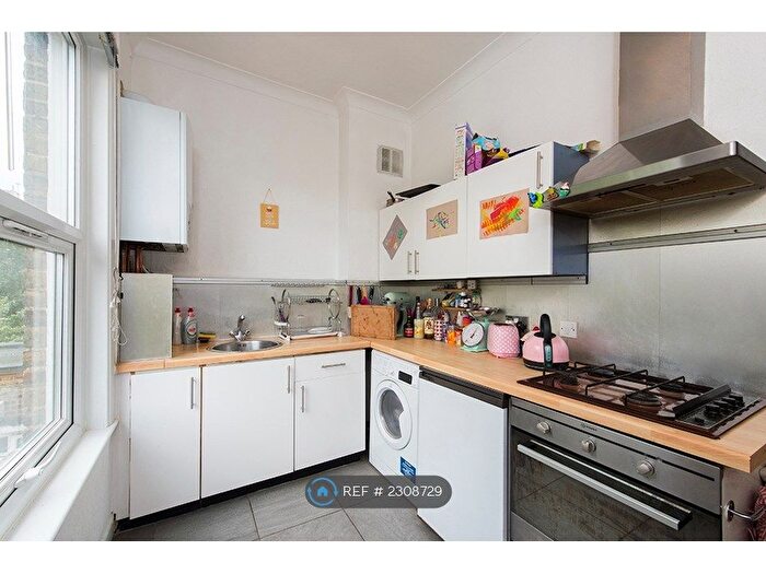 2 Bedroom Flat To Rent In Alexandra Road, London, N8