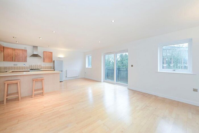 2 Bedroom Flat To Rent In Wharf Road, Dukes Wharf Wharf Road, NG7