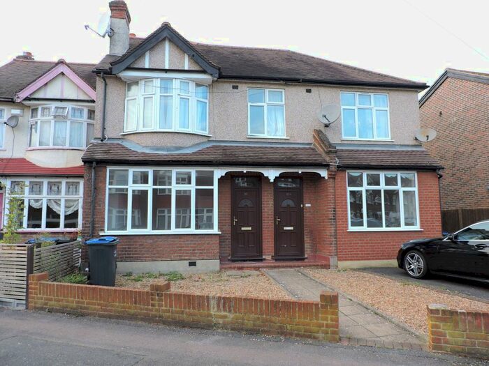 2 Bedroom Flat To Rent In Adela Avenue, New Malden KT3