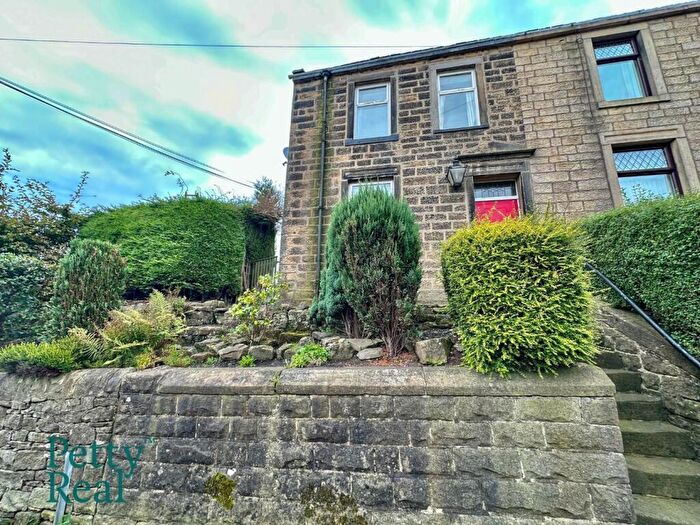 3 Bedroom Semi-Detached House For Sale In Colne Road, Trawden, BB8