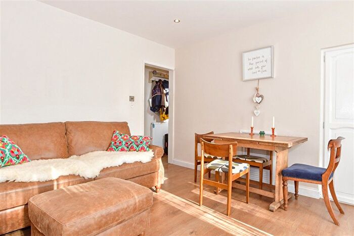 2 Bedroom Semi-detached House For Sale In Grange Road, Tunbridge Wells, Kent, TN4