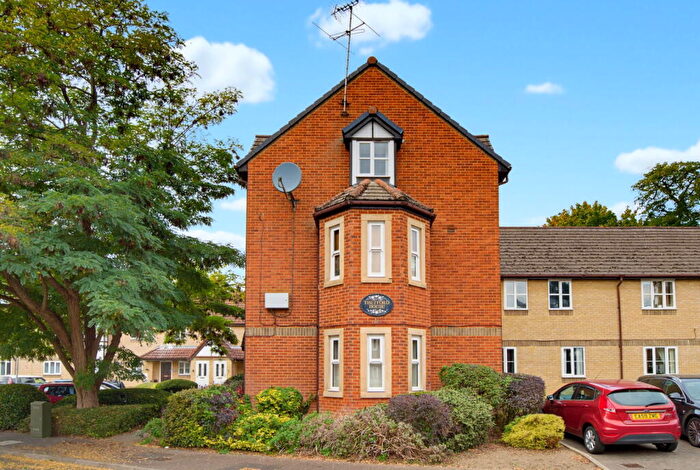 1 Bedroom Flat For Sale In Rembrandt Way, Reading, RG1