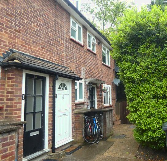 1 Bedroom Flat To Rent In Ritz Court, Potters Bar, EN6