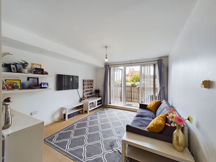 2 Bedroom Flat For Sale In Champion House, Charlton, SE7