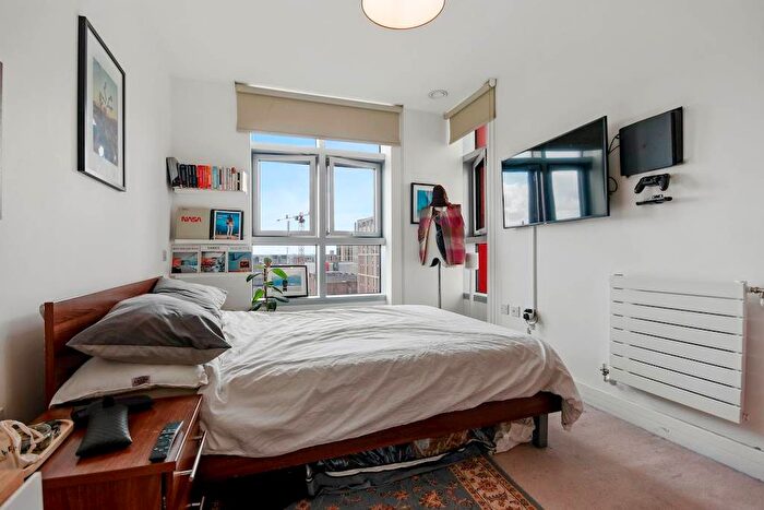 2 Bedroom Flat To Rent In Barking Road, London, E16