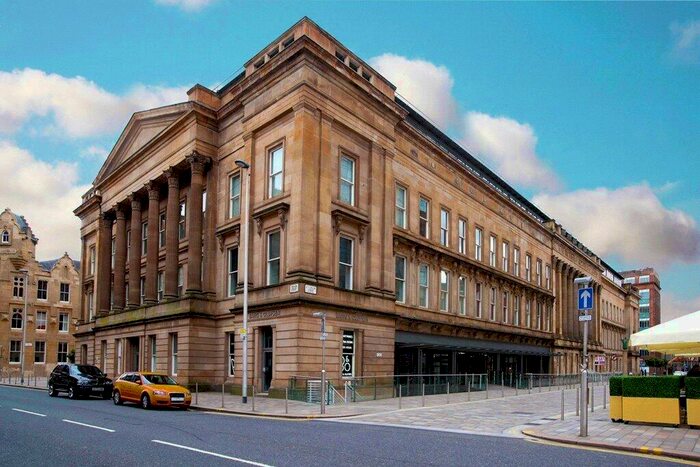 2 Bedroom Flat To Rent In Ingram Street, Glasgow, G1