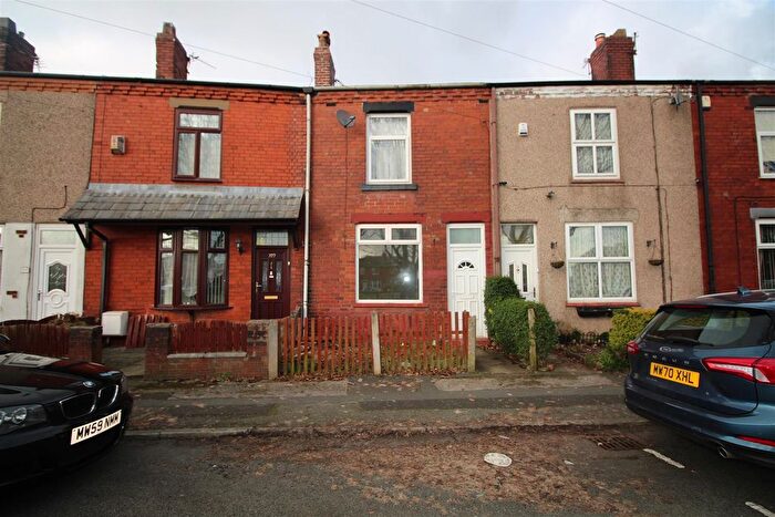 2 Bedroom Terraced House For Sale In Bickershaw Lane, Bickershaw, Wigan, WN2