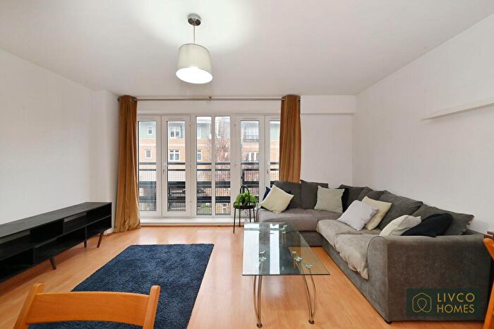 1 Bedroom Flat For Sale In Locksons Close, London, E14