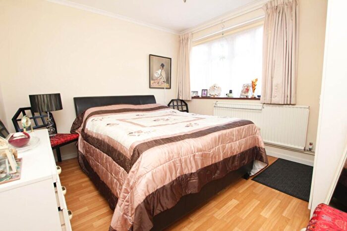 3 Bedroom Detached Bungalow For Sale In Eridge Road, Eastbourne, BN21