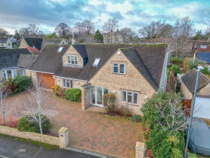 4 Bedroom Detached House For Sale In Park Crescent, Frenchay, Bristol, BS16