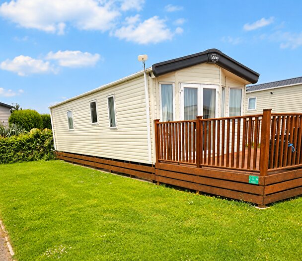2 Bedroom Mobile/park Home For Sale In Tedburn St. Mary, Exeter, EX6