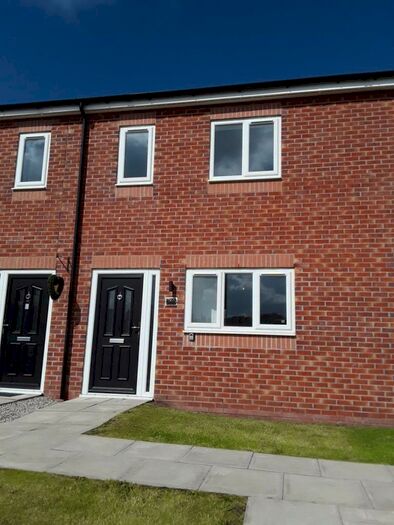 3 Bedroom Terraced House To Rent In Devonshire Road, Blackpool, FY3