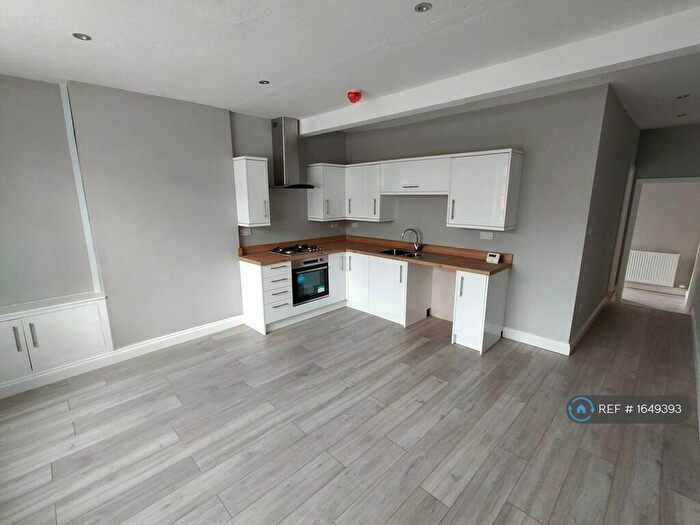 1 Bedroom Flat To Rent In Shotton, Deeside, CH5