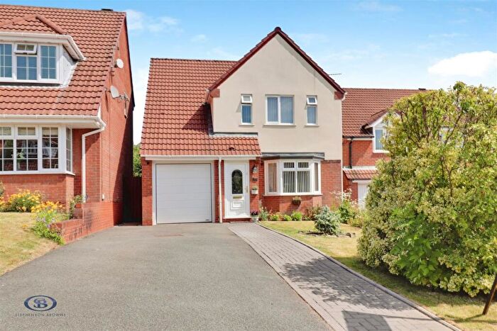 3 Bedroom Detached House For Sale In Warrilow Heath Road, Waterhayes, ST5